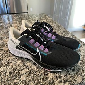 Nike Pegasus 38 running shoes
